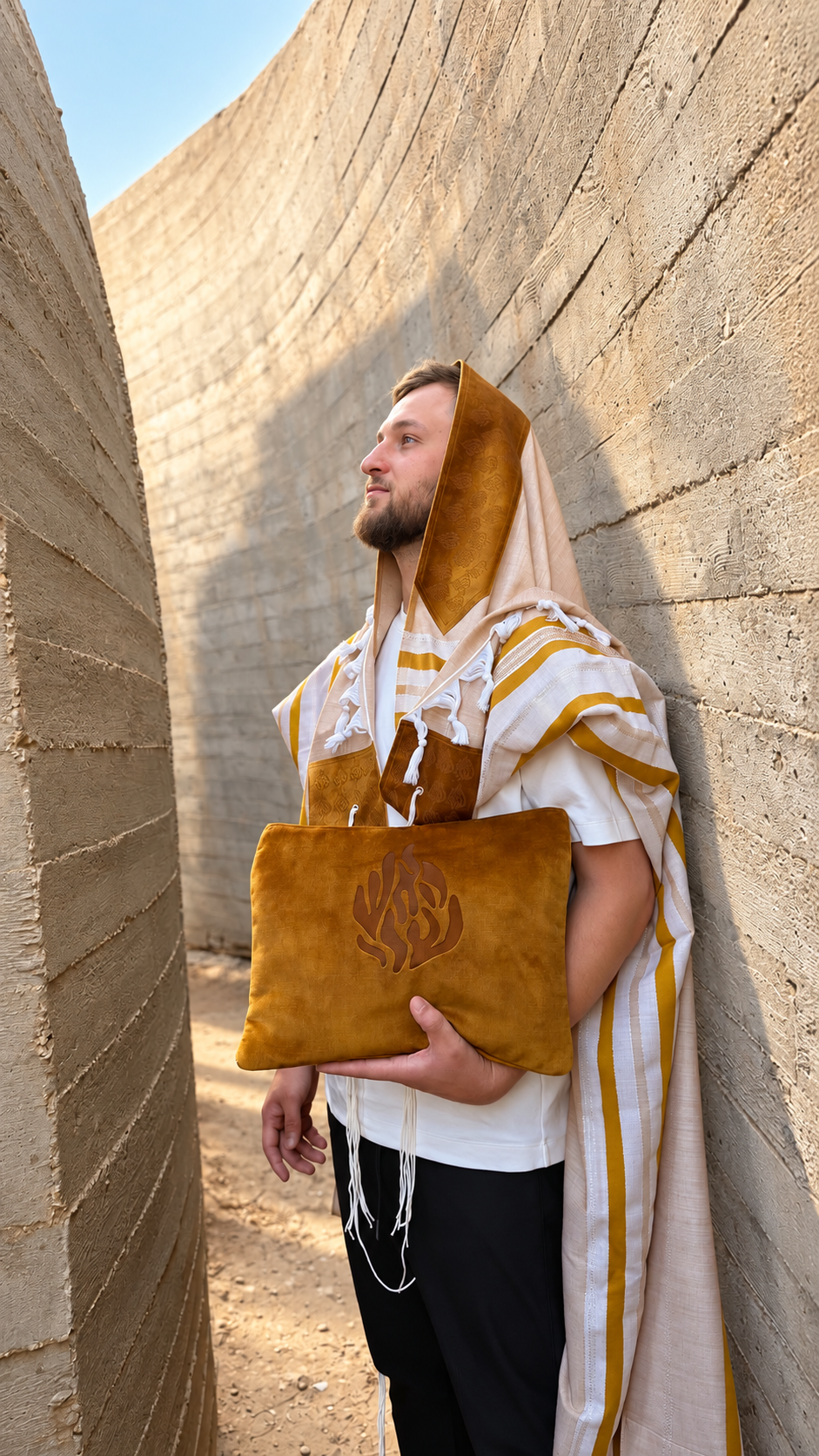 טלית צמר פרימיום דגם אורי הוד-"האש שלי"