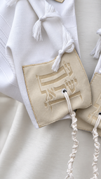 Tallit Beit Yosef – Light Luxury (100% wool) – Elegant