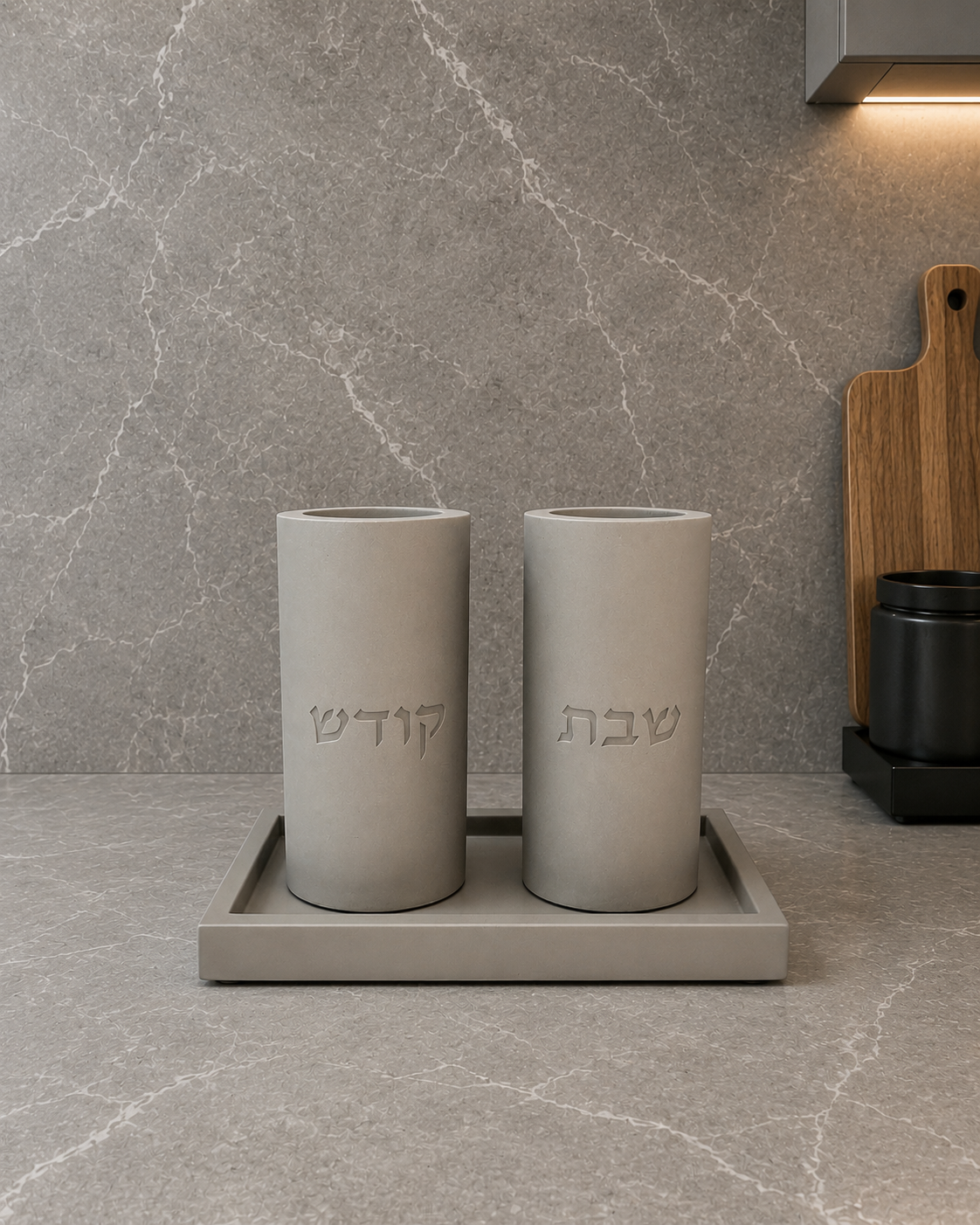 זוג פמוטים  בטון פולימר גוון אפור